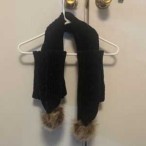 Elegant Black Scarf with Faux Fur Pom Poms🖤